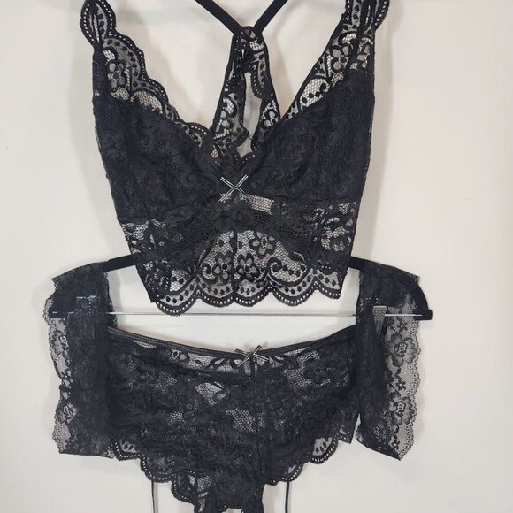Shein 4 Piece Lingerie Set in Black‎ Floral Lace - Size XL - Picture 6 of 8